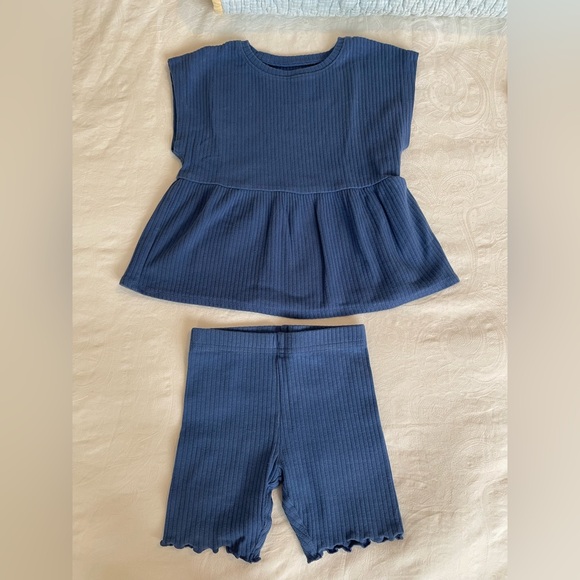 Carter's Other - CARTERS Blue Ribbed Top and Shorts Set